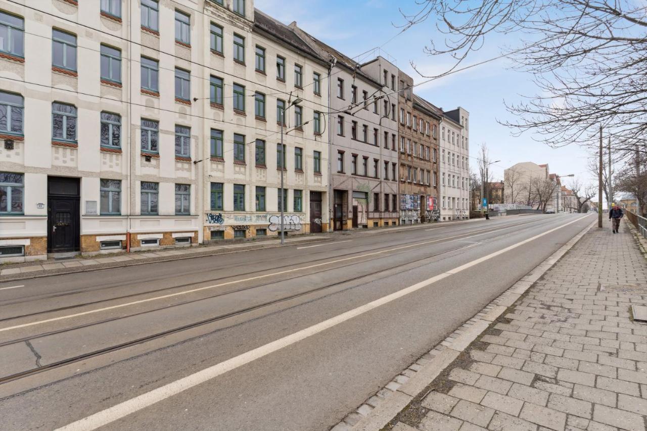 Apartment Fuer 13 Gaeste, 5 Schlafzimmer, 2 Baeder, 2 Loggia'S, Leipzig Zentrum Ost מראה חיצוני תמונה