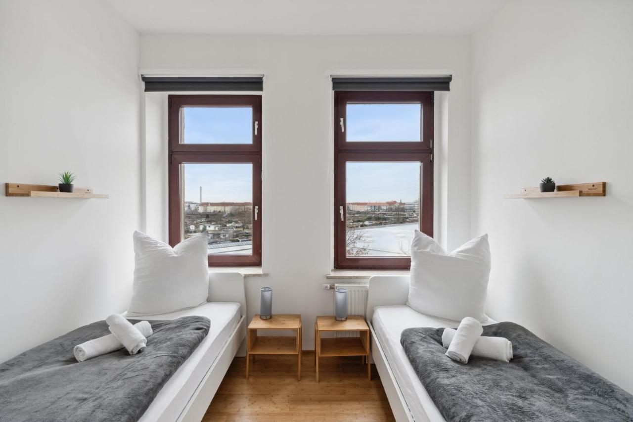 Apartment Fuer 13 Gaeste, 5 Schlafzimmer, 2 Baeder, 2 Loggia'S, Leipzig Zentrum Ost מראה חיצוני תמונה